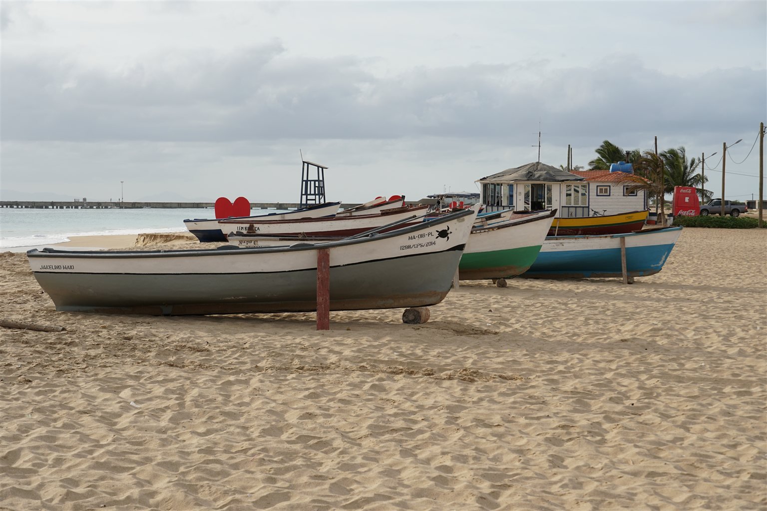 Barche da pesca sulla costa di Maio