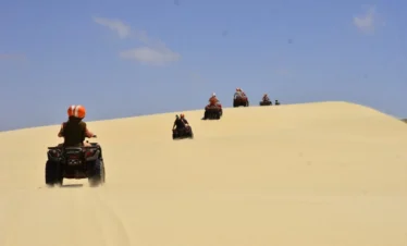 vive esta maravillosa aventura excursion en moto quad ATV desierto de viana Boa Vista Cabo Verde
