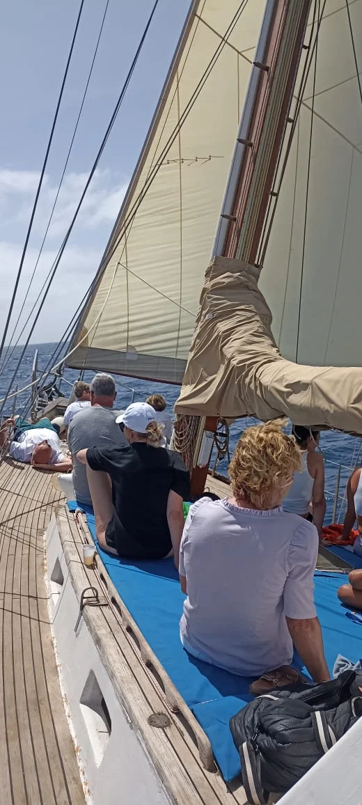 Disfruta de esta maravillosa excursion en barco con snorkeling en isla de sal cabo verde