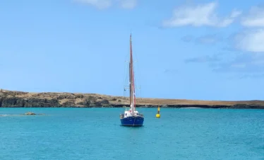 Disfruta de esta maravillosa excursion en barco con snorkeling en isla de sal cabo verde